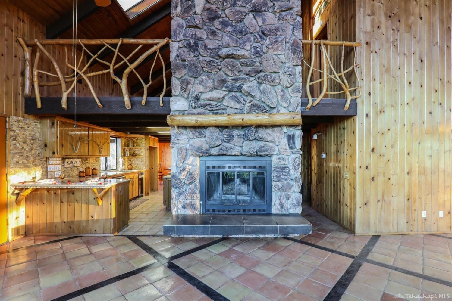 29800 Goldspike Road Tehachapi, CA 93561 - Photo 15 of 99 Gallery Image 15