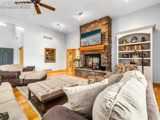 $649,900 | Undisclosed Address, Colorado City, CO 81019