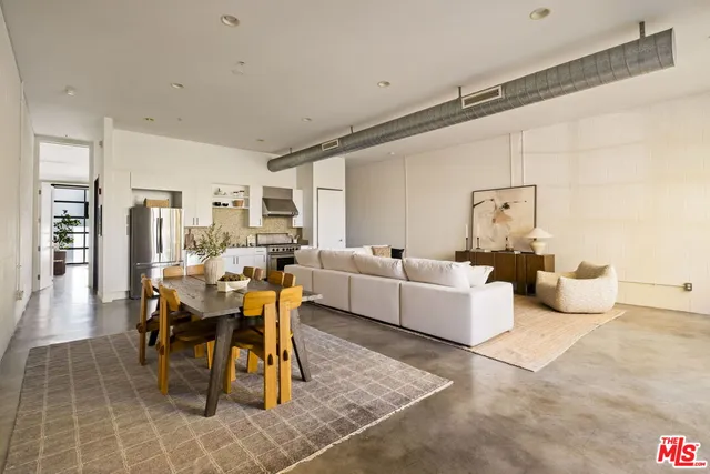 $1,250,000 | 1534 17th Street, Unit 102, Santa Monica, CA 90404