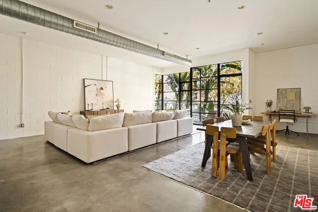 $1,175,000 | 1534 17th Street, Unit 102, Santa Monica, CA 90404