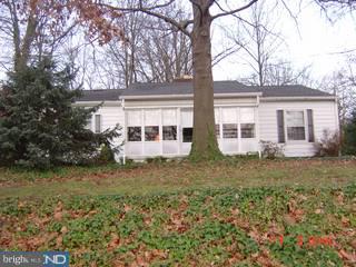 1012 Edinburg Road Hamilton, NJ 08690 - Photo 1 of 4