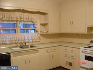 1012 Edinburg Road Hamilton, NJ 08690 - Photo 2 of 4