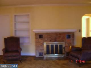 1012 Edinburg Road Hamilton, NJ 08690 - Photo 3 of 4
