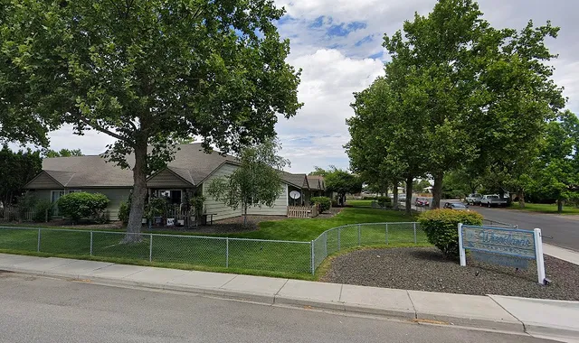 $963 | 661 South Burke Avenue, Connell, WA 99326