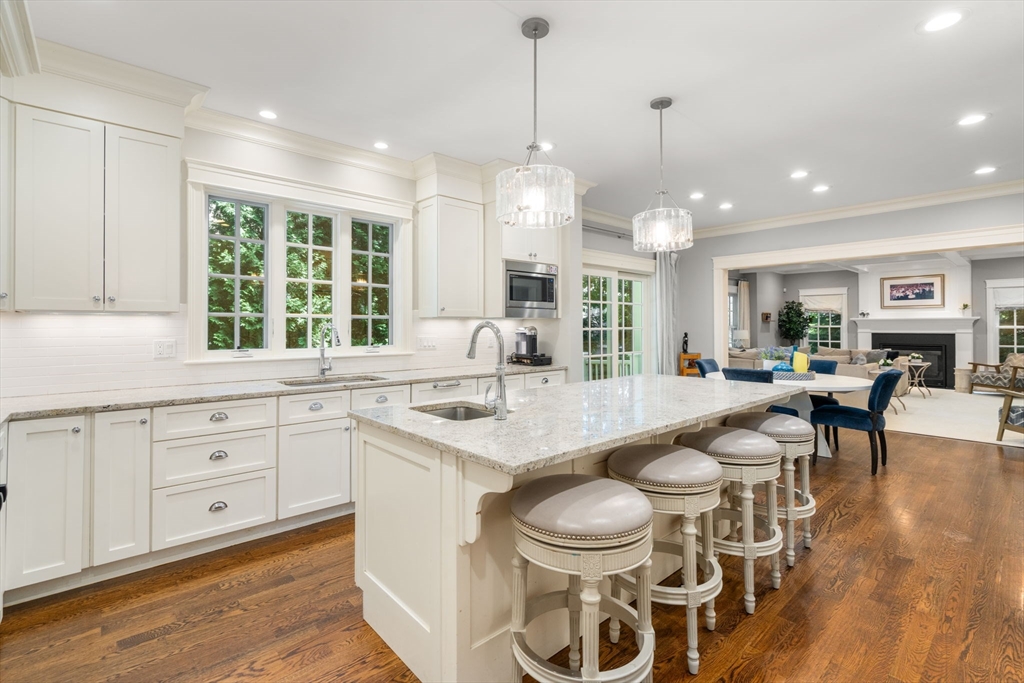 59 Cleveland Road Wellesley, MA 02481 - Photo 2 of 29