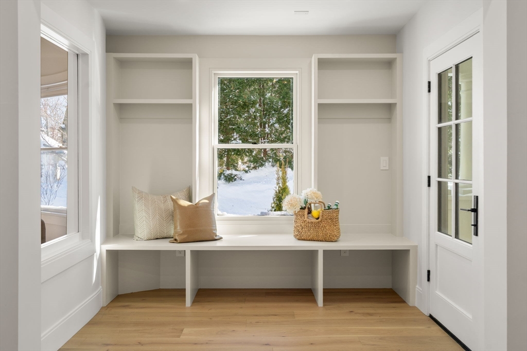 36 Osborne Road, Unit 1 Brookline, MA 02446 - Photo 7 of 42