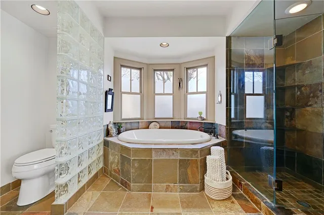 $550,000 | 1215 West 37th Street, Kansas City, MO 64111