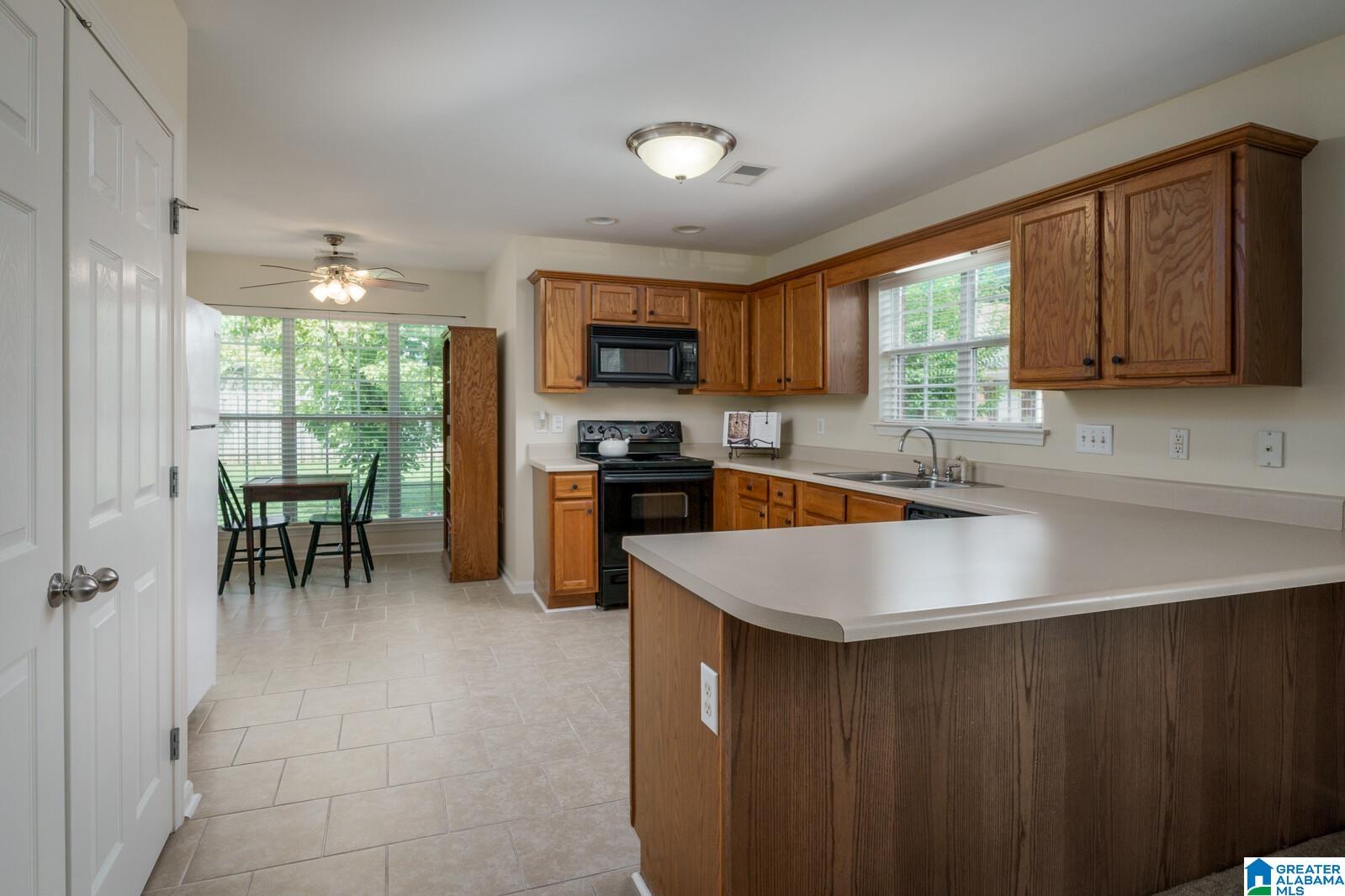 3100 Summit Lane Fultondale, AL 35068 - Photo 10 of 26