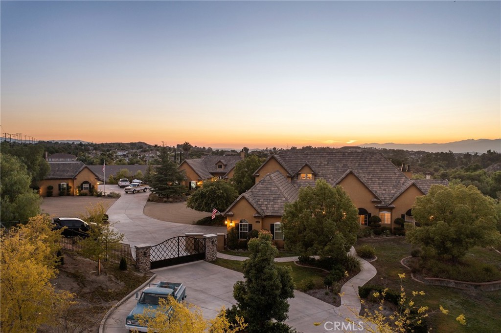 14787 Wood Road Riverside, CA 92508 - Photo 5 of 64