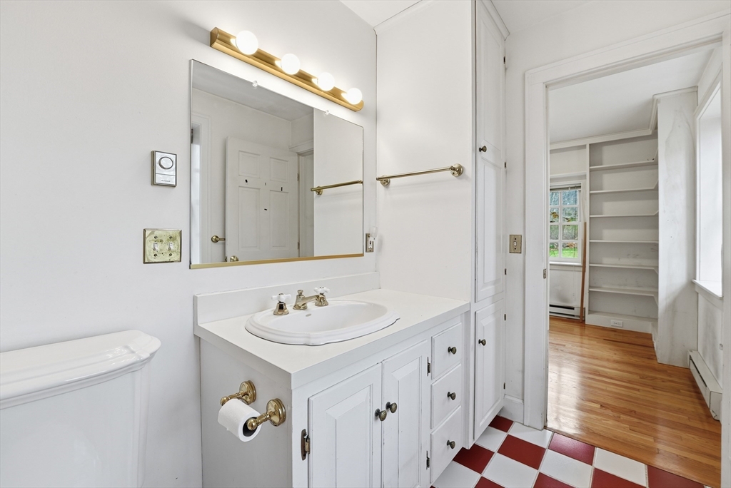104 Spring Street Amherst, MA 01002 - Photo 15 of 36