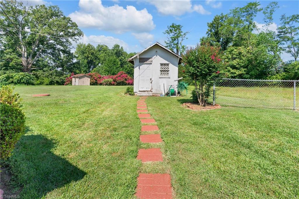 7121 Ridge Road Tobaccoville, NC 27050 - Photo 38 of 50