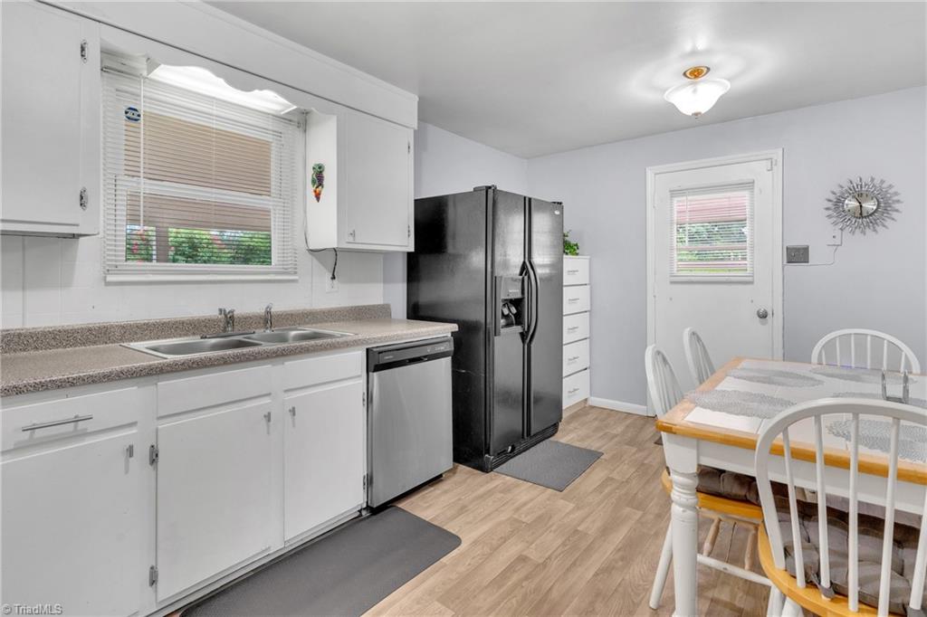 7121 Ridge Road Tobaccoville, NC 27050 - Photo 8 of 50