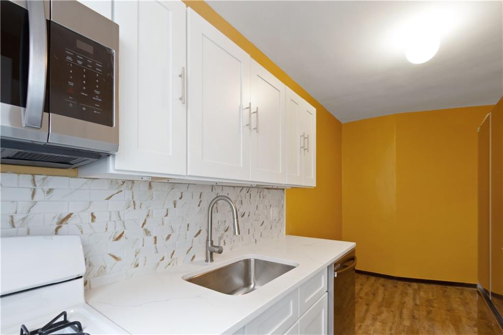 6801 Shore Road, Unit 5U Brooklyn, NY 11220 - Photo 8 of 21