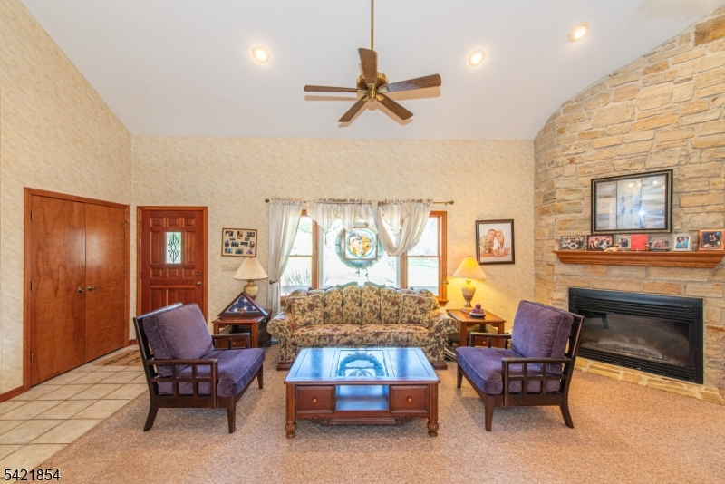 15 Mt Pleasant Road Columbia, NJ 07832 - Photo 7 of 50