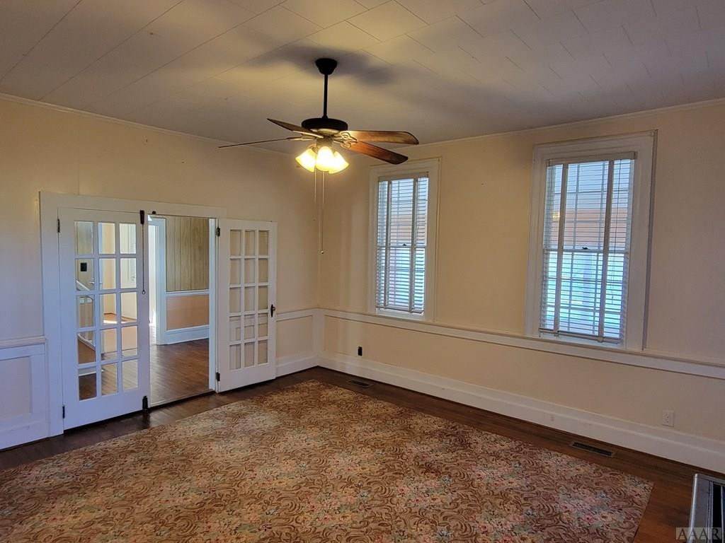 736 Dillard's Mill Road Tyner, NC 27980 - Photo 3 of 34 Living Room