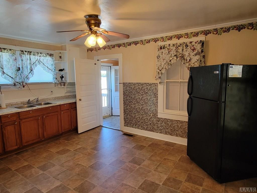 736 Dillard's Mill Road Tyner, NC 27980 - Photo 8 of 34