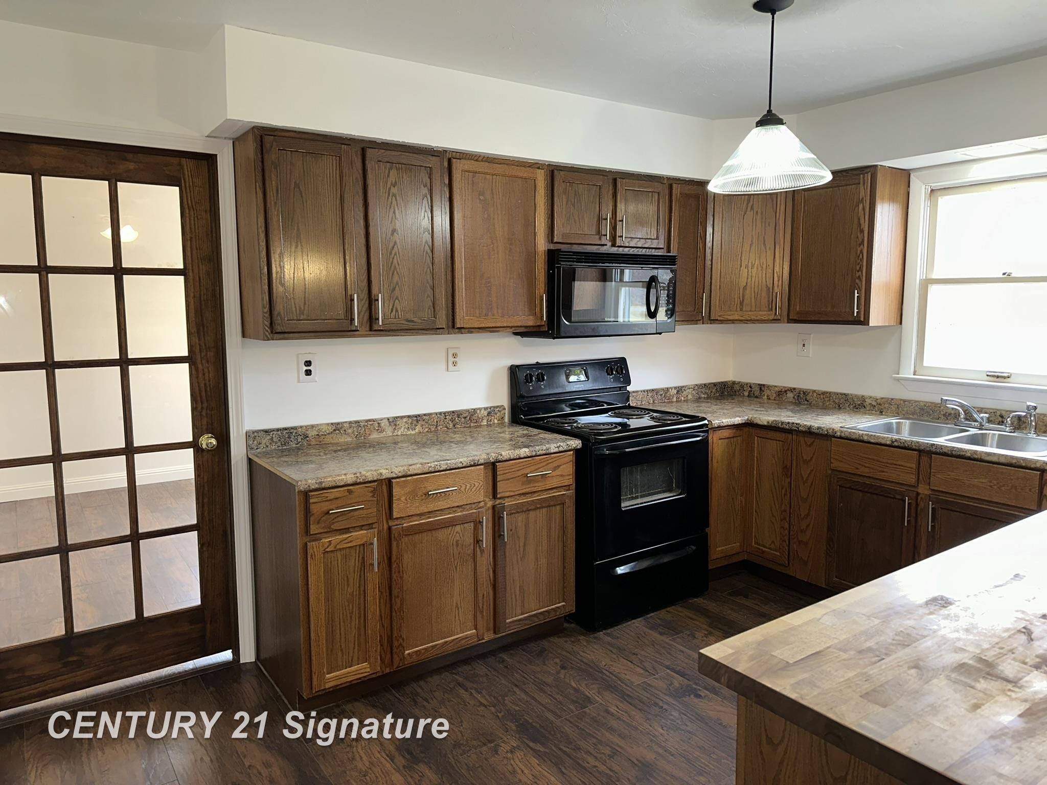 6419 Elms Road Flushing, MI 48433 - Photo 8 of 65