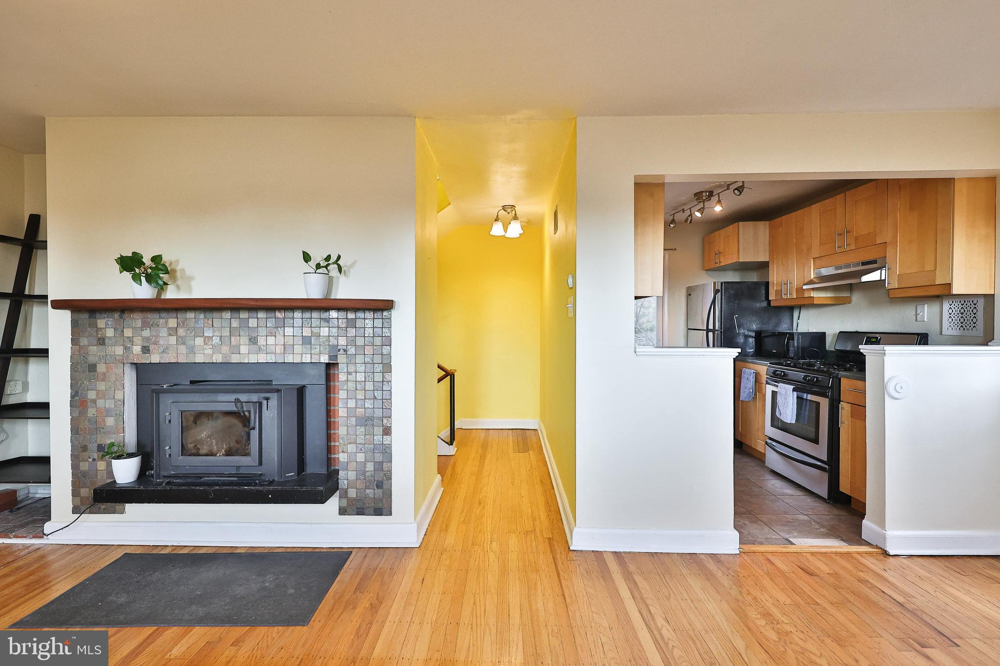 3608 Merrick Road Philadelphia, PA 19129 - Photo 12 of 31 Gallery Image 12
