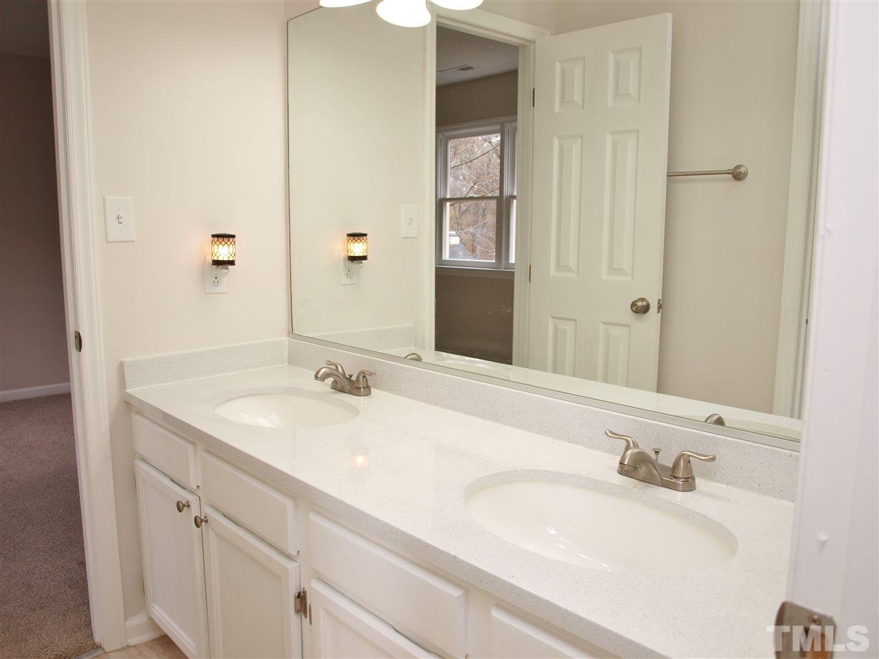 4944 Liverpool Lane Raleigh, NC 27604 - Photo 14 of 16 Jack-n-Jill bathroom on second floor!