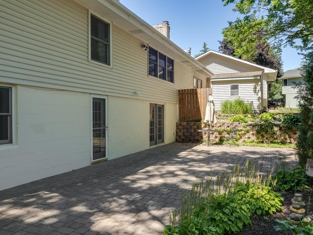 5137 Forest Road Minnetonka, MN 55345 - Photo 7 of 37 Gallery Image 7