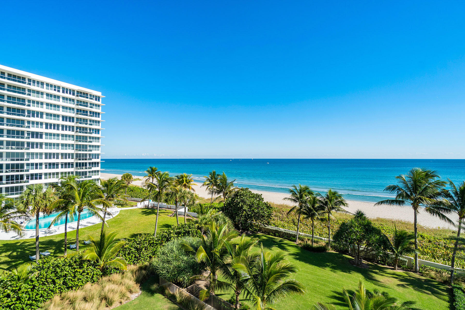 750 South Ocean Boulevard, Unit 5N Boca Raton, FL 33432 - Photo 27 of 30 a view of a building