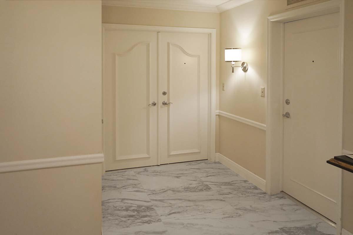 750 South Ocean Boulevard, Unit 5N Boca Raton, FL 33432 - Photo 5 of 30 a view of an empty room