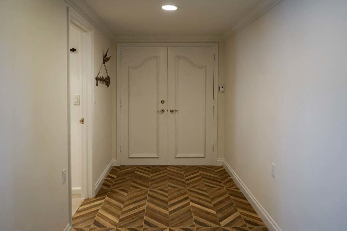 750 South Ocean Boulevard, Unit 5N Boca Raton, FL 33432 - Photo 6 of 30 a bathroom with a sink