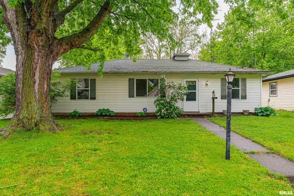 $125,000 | 205 Palmer Avenue, Lincoln, IL 62656