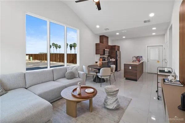 $160,000 | 501 Coves Lane, Unit 2, Weslaco, TX 78599