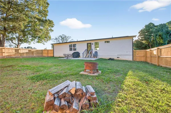 $3,900 | 1324 Ace Mcmillian Road, Dacula, GA 30019