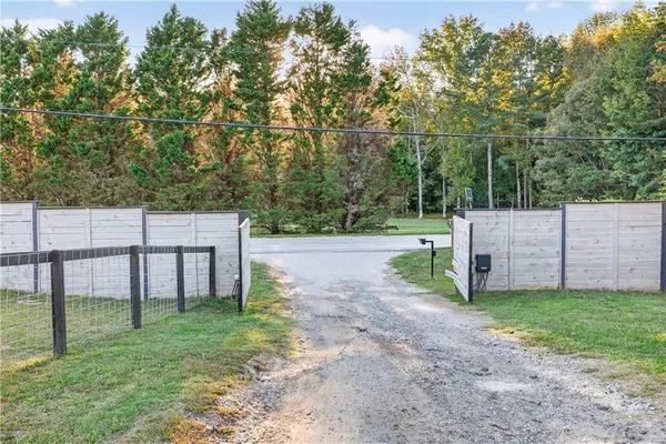 $3,900 | 1324 Ace Mcmillian Road, Dacula, GA 30019