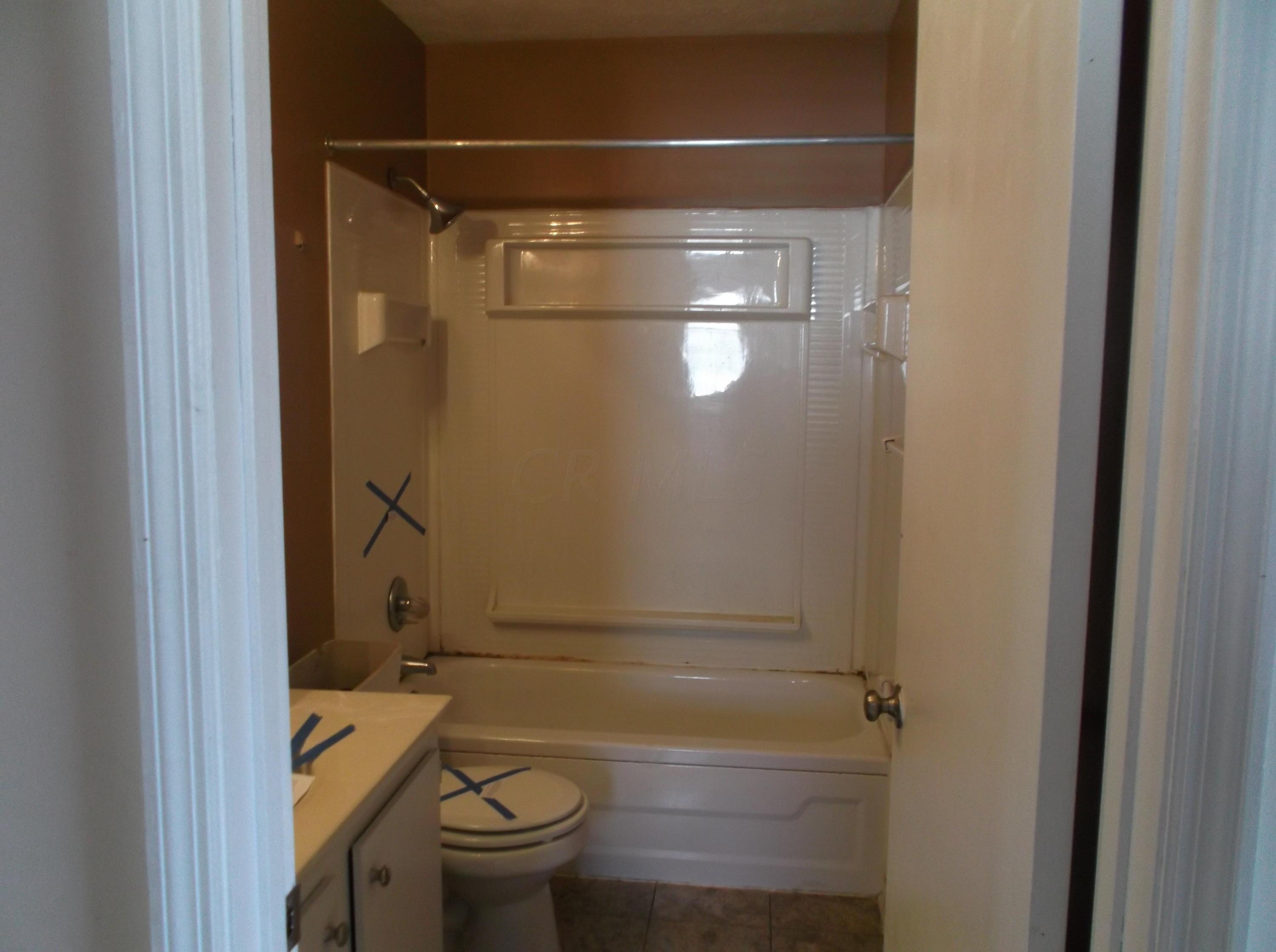 5300 Trabue Road Columbus, OH 43228 - Photo 7 of 11 Gallery Image 7