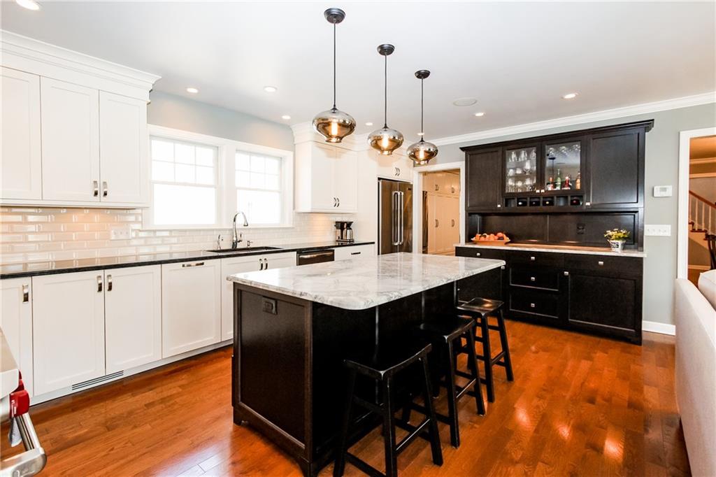 725 Valleyview Road Pittsburgh, PA 15243 - Photo 9 of 25 Gallery Image 9