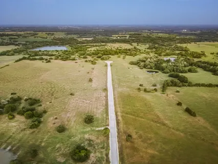 $647,610 | 15 Round Top Farms Drive, Round Top, TX 78954