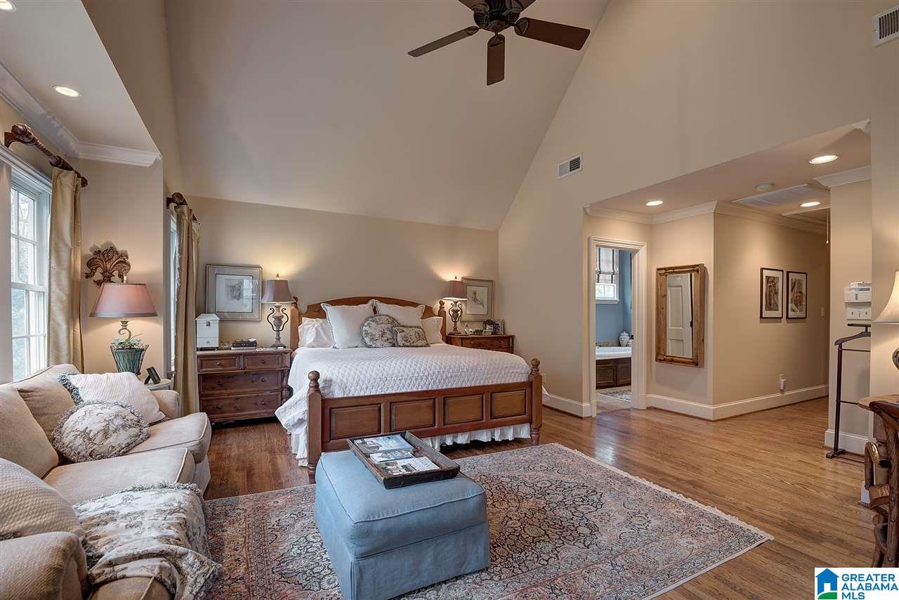 17 Woodhill Road Birmingham, AL 35213 - Photo 13 of 30 Gallery Image 13