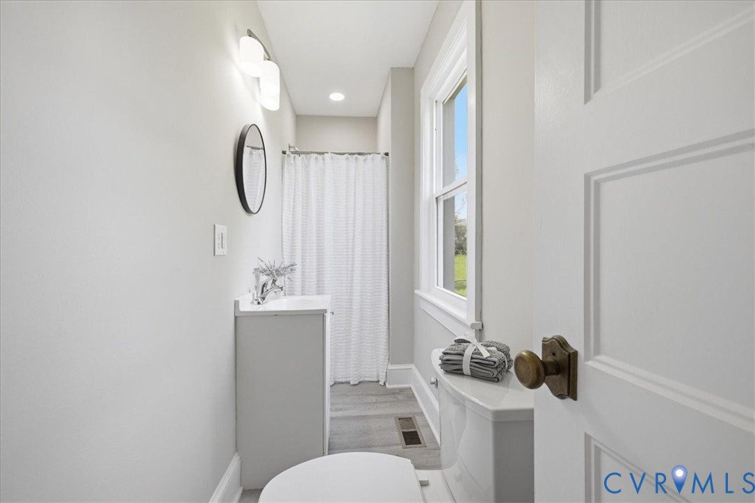 22706 Cox Road Petersburg, VA 23803 - Photo 17 of 22 Gallery Image 17