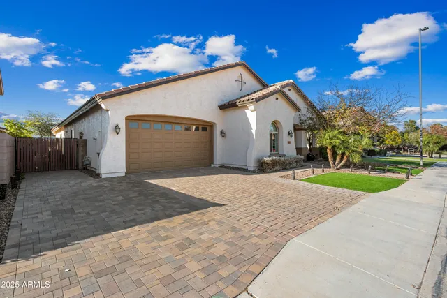 $3,499 | 4060 South Emerson Street, Chandler, AZ 85248