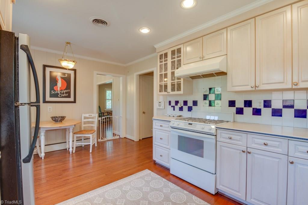 2730 Spring Garden Road Winston-Salem, NC 27106 - Photo 5 of 30 Gallery Image 5