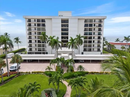 $3,500,000 | 2171 Gulf Shore Boulevard North, Unit 701, Naples, FL 34102