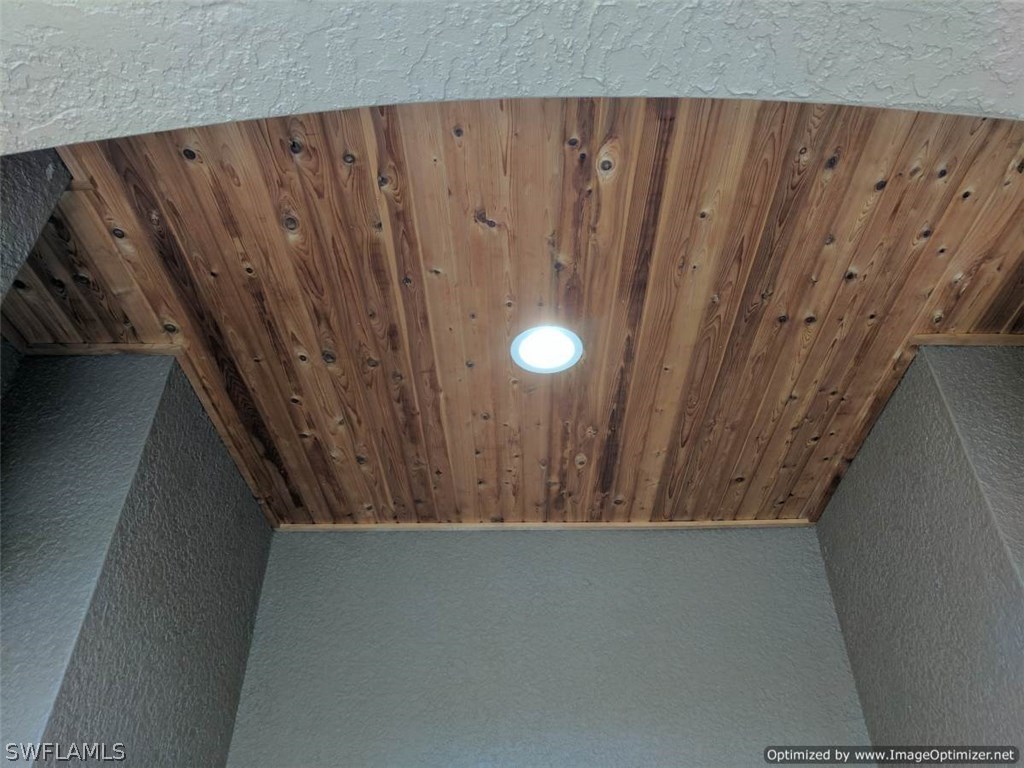 9197 Hamlin Road East Fort Myers, FL 33967 - Photo 12 of 25 Gallery Image 12