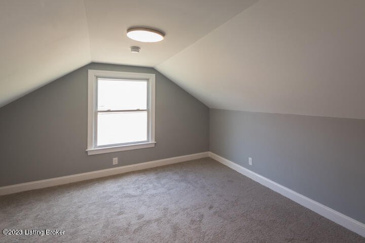 1638 Rangeland Road Louisville, KY 40219 - Photo 19 of 30 001