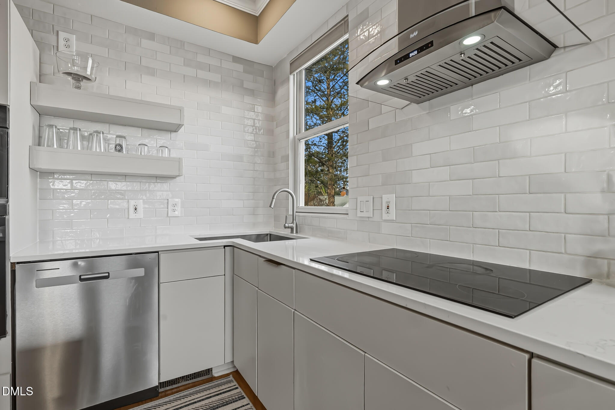 204 Georgetown Road Raleigh, NC 27608 - Photo 33 of 66 DSC08043