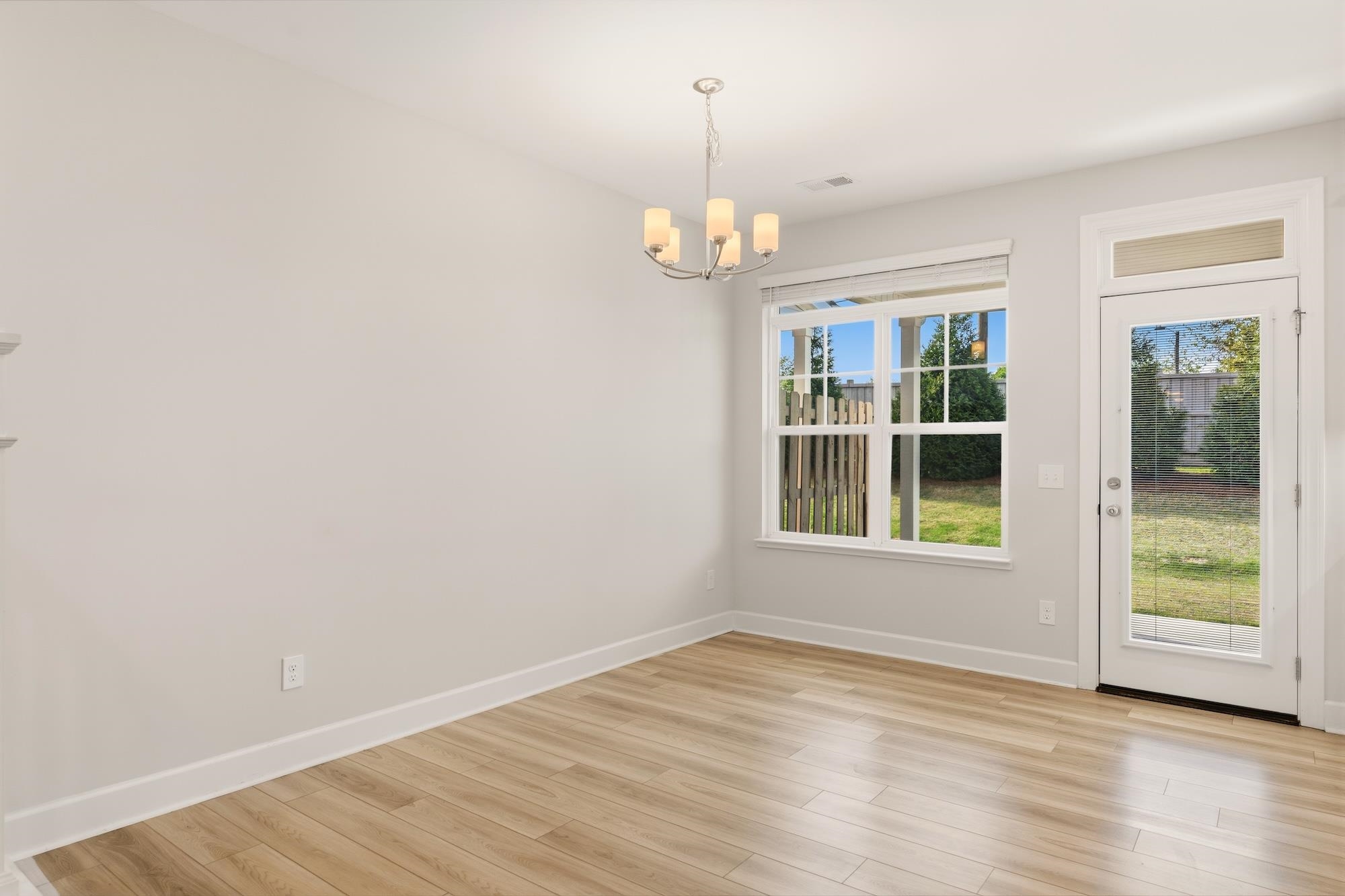 314 Hollenbeck Place Greenville, SC 29607 - Photo 7 of 34