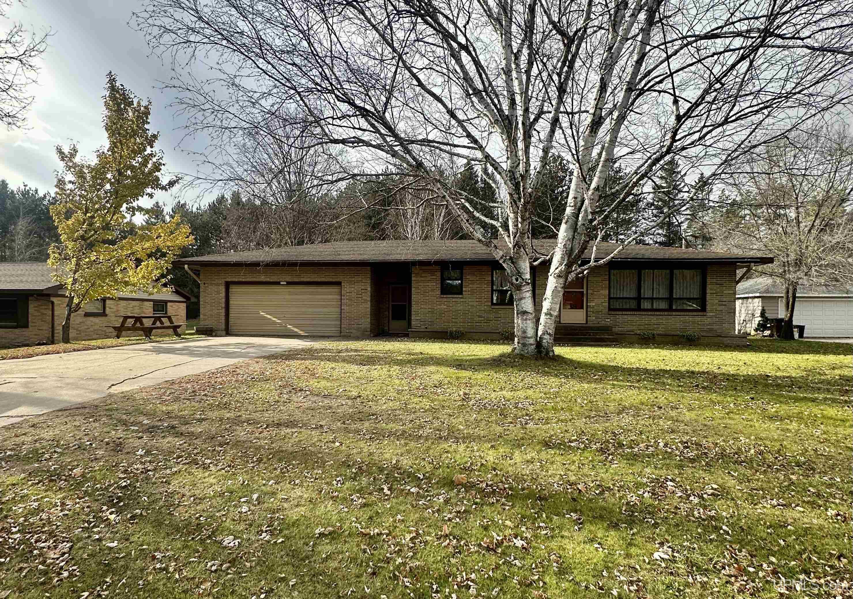 5109 I Road Bark River, MI 49807 - Photo 1 of 36