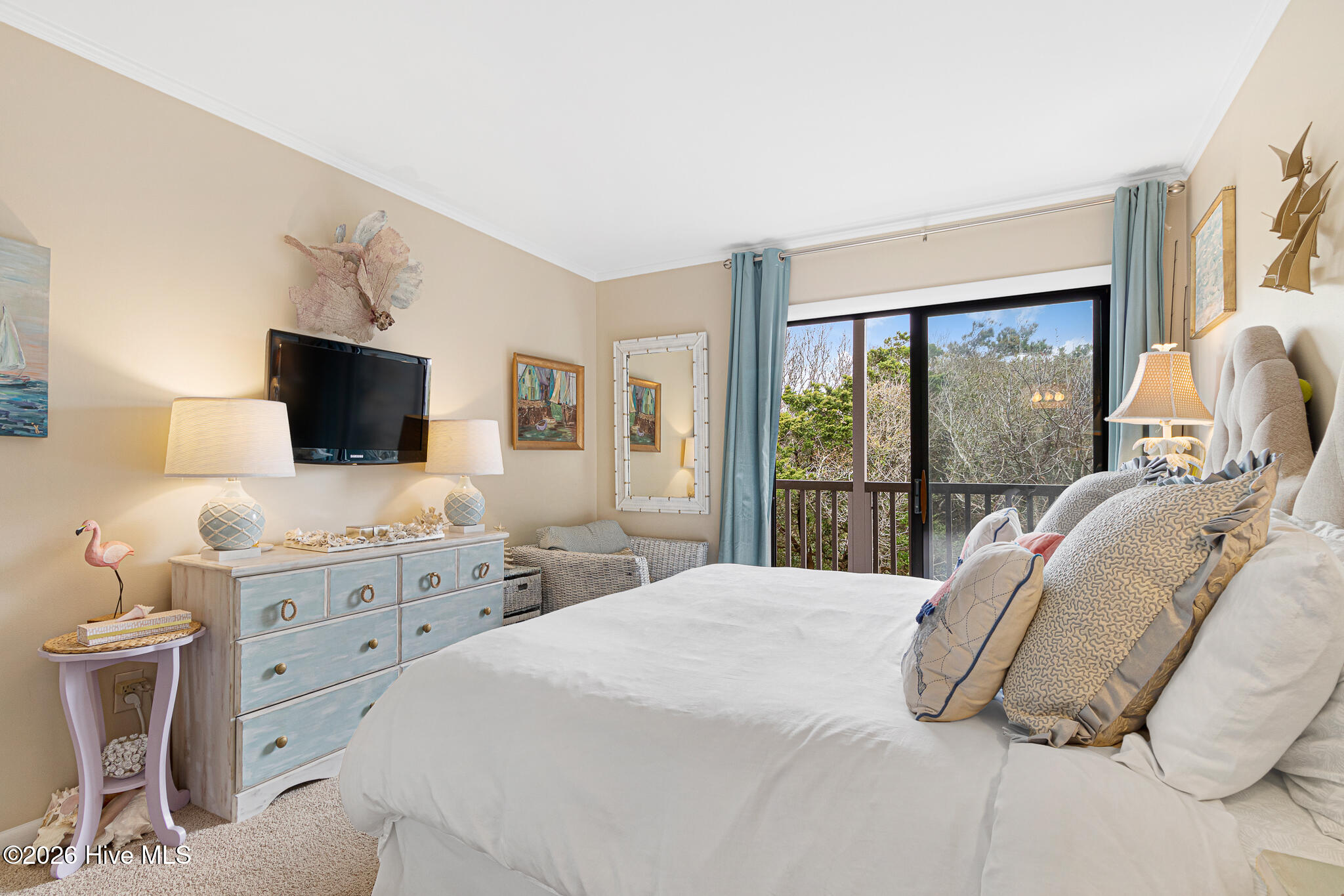 2304 West Fort Macon Road, Unit 214H Atlantic Beach, NC 28512 - Photo 21 of 63 Primary Bedroom