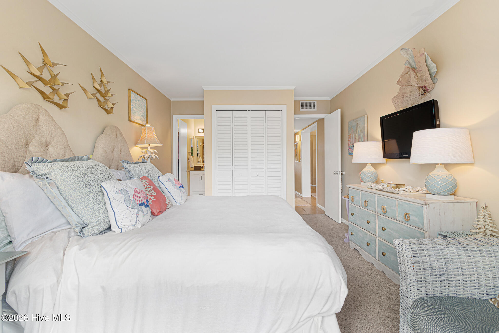 2304 West Fort Macon Road, Unit 214H Atlantic Beach, NC 28512 - Photo 22 of 63 Primary Bedroom