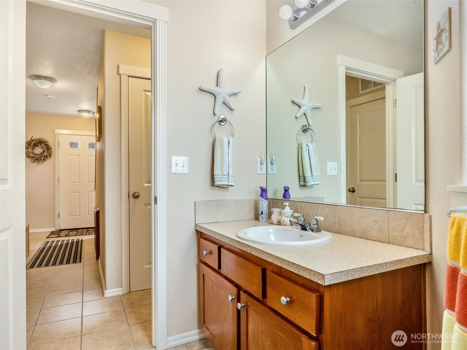 316 7th Street Southwest, Unit 13 Long Beach, WA 98631 - Photo 5 of 33