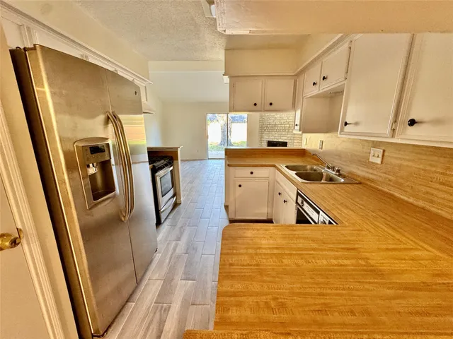 $2,050 | 22306 Waynoka Road, Katy, TX 77450