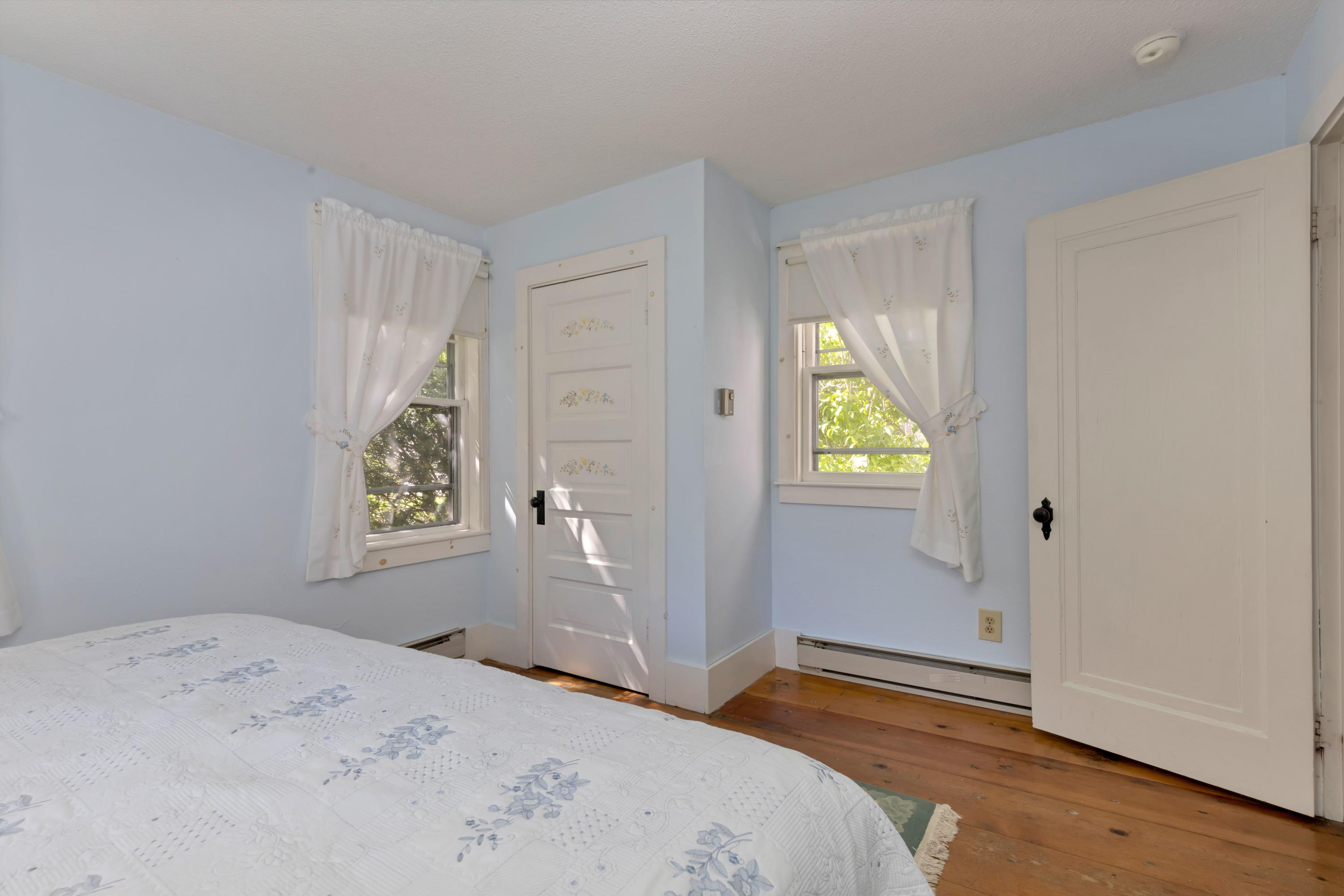3915 Main Street Barnstable, MA 02630 - Photo 17 of 62 3915MaiLR-20