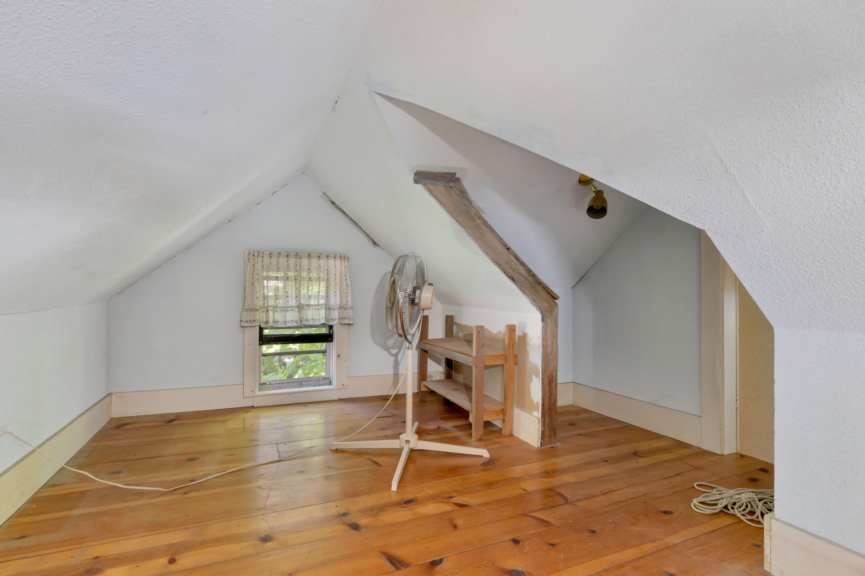 3915 Main Street Barnstable, MA 02630 - Photo 22 of 62 3915MaiLR-25